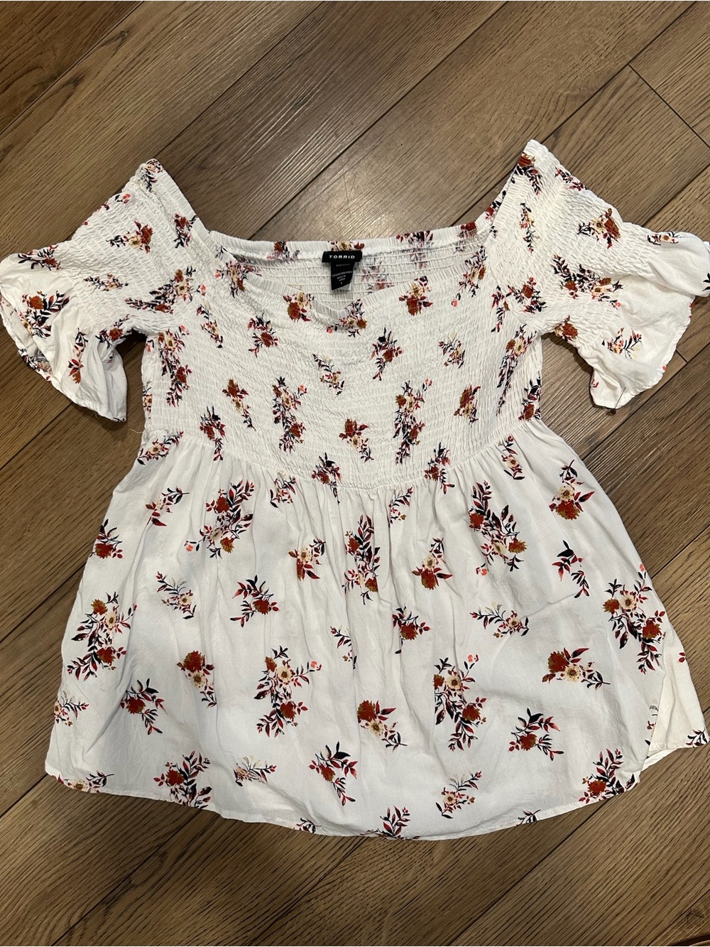 Torrid white Floral Smocked Peplum Top